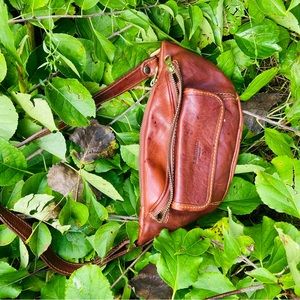 Leather Fanny pack.